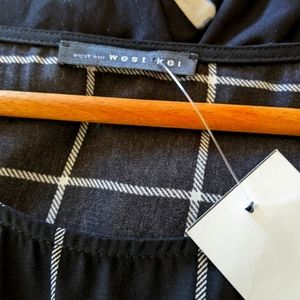 Brand New blouse black and white